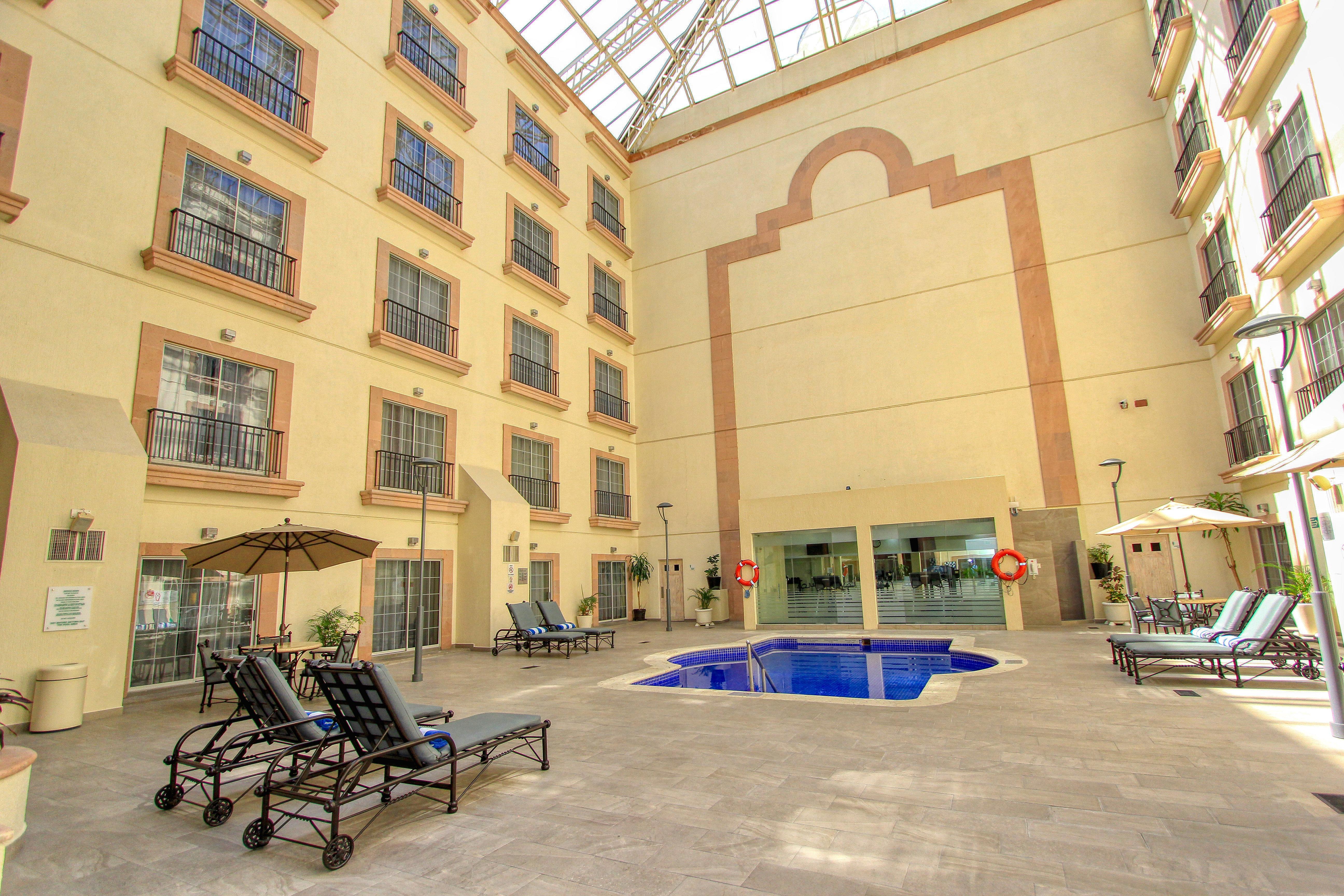 Holiday Inn Leon By Ihg Kültér fotó